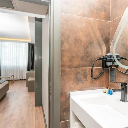 216 Ruby Provincia di Istanbul