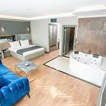 Hotel 216 Ruby